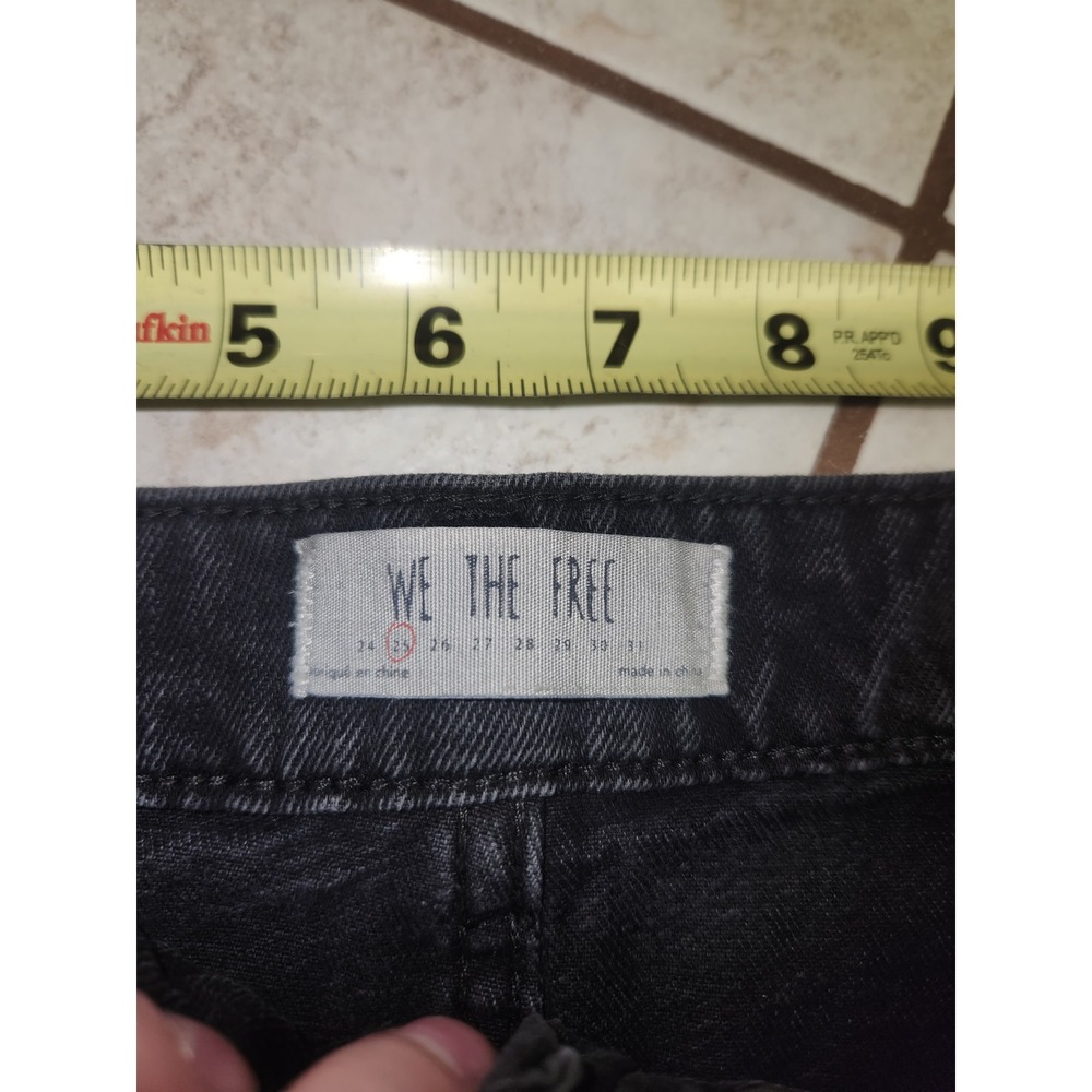 Free People We The Free Black Denim Mini Skirt Front Zip Raw Hem Size‎ 25 - Picture 2 of 3